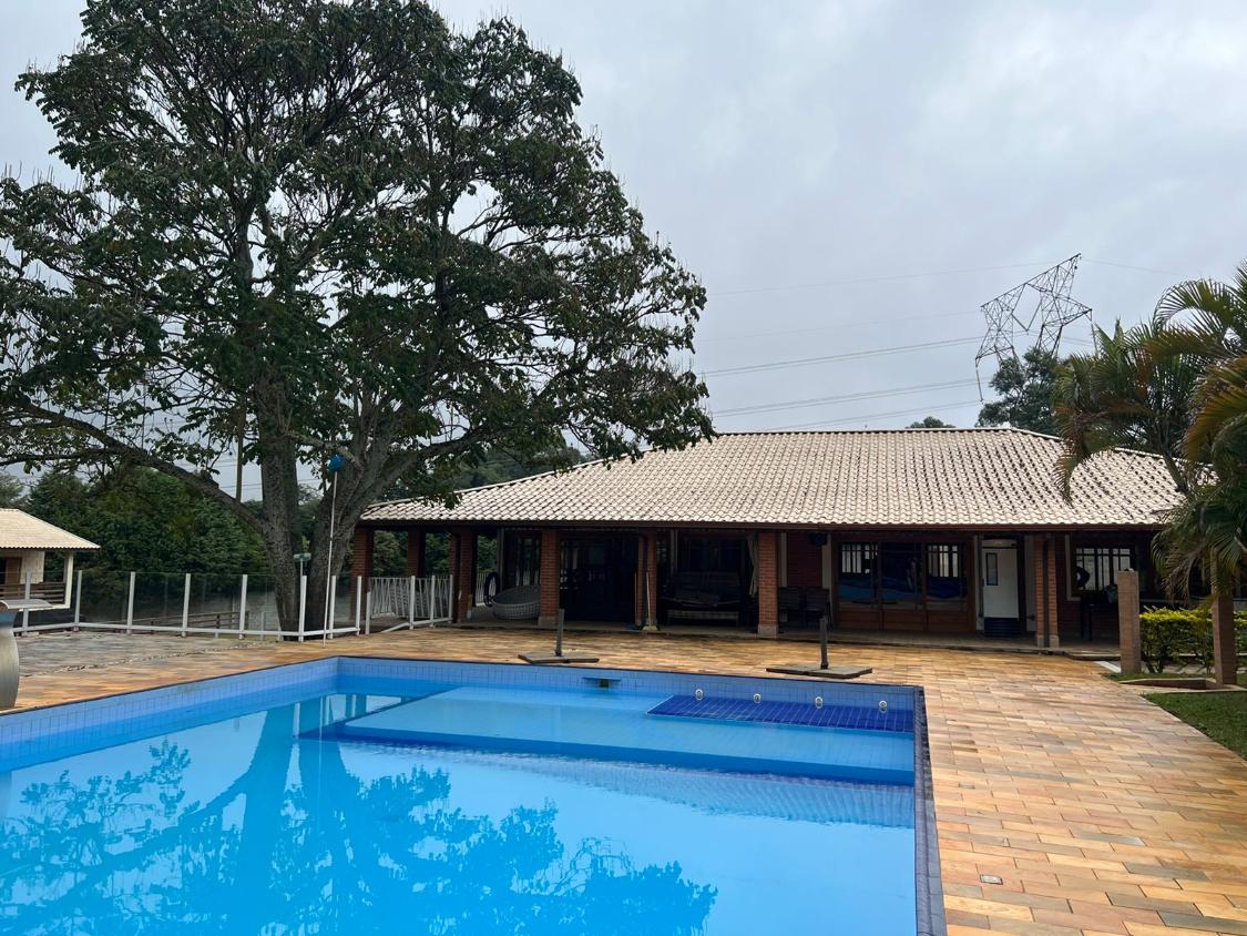 Prédio comercial para venda ou locação com 16 quartos, 19000m² - Pinhal,Cabreúva