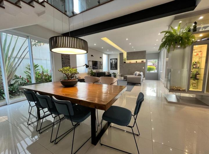 Casa à venda com 3 quartos, 364m² - Jardim Novo Mundo,Jundiaí