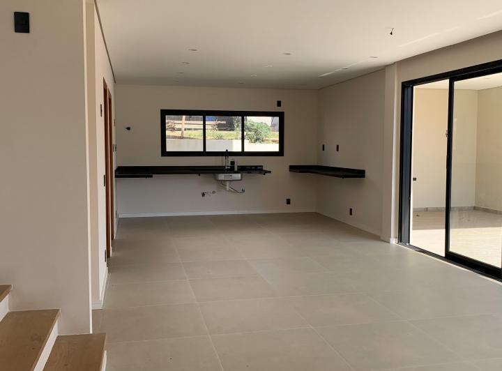 Lindíssimo sobrado a venda no Condomínio Fazenda Serraazul 1 em Itupeva SP - www.melhoresimoveisonline.com.br