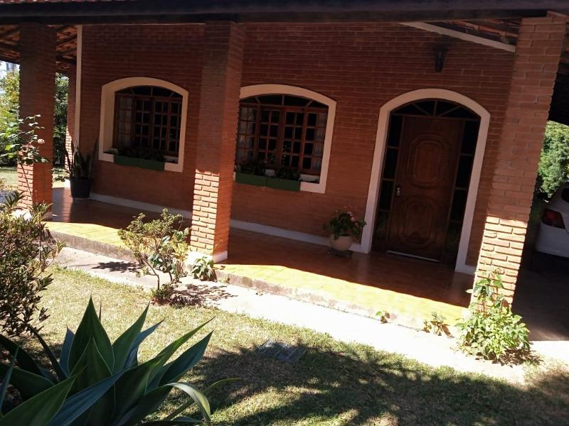 Fazenda à venda com 3 quartos, 1027m² - Cafezais,Itupeva