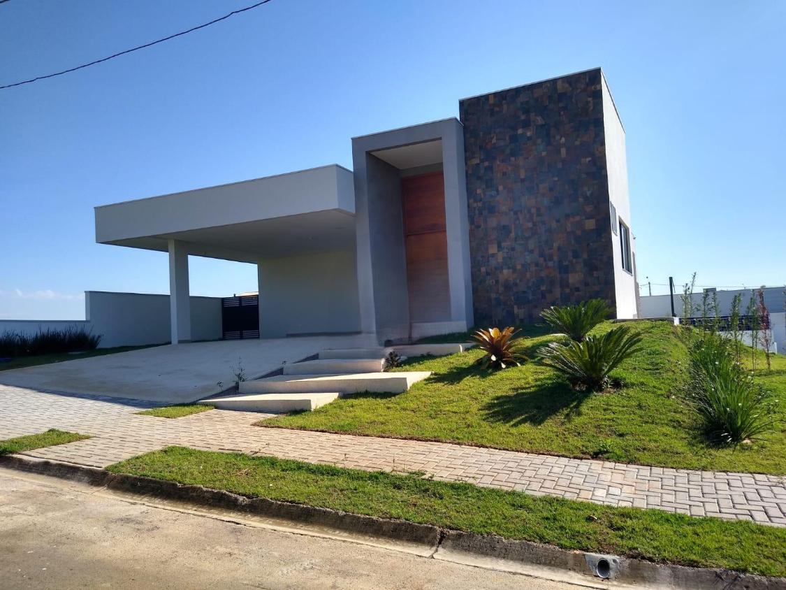 Casa à venda com 3 quartos, 400m² - Medeiros,Jundiaí