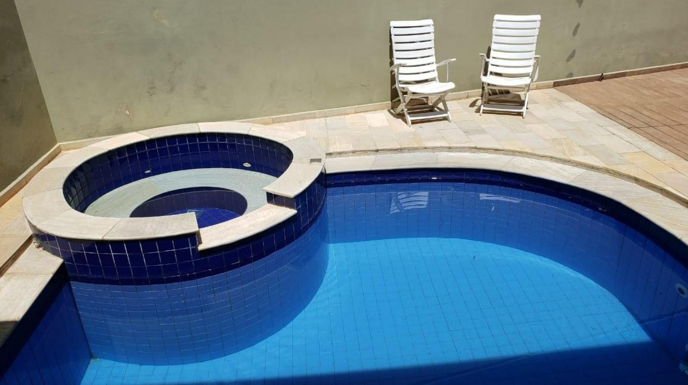 Casa à venda com 3 quartos, 257m² - Engordadouro,Jundiaí