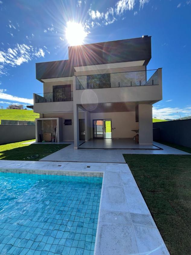 Casa à venda com 3 quartos, 301m² - Chácara Terra Nova,Jundiaí
