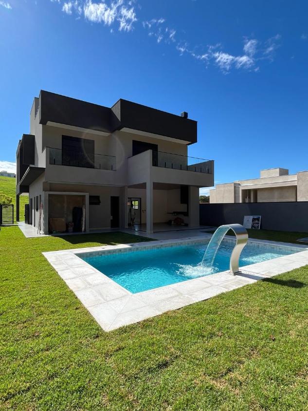 Casa à venda com 3 quartos, 301m² - Chácara Terra Nova,Jundiaí