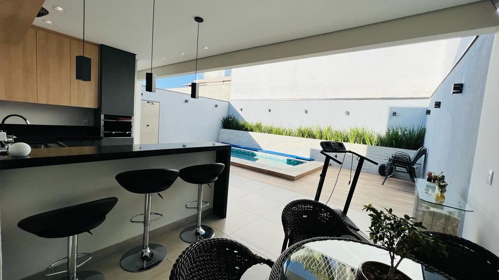 Casa à venda com 3 quartos - Residencial dos Ipês,Jundiaí