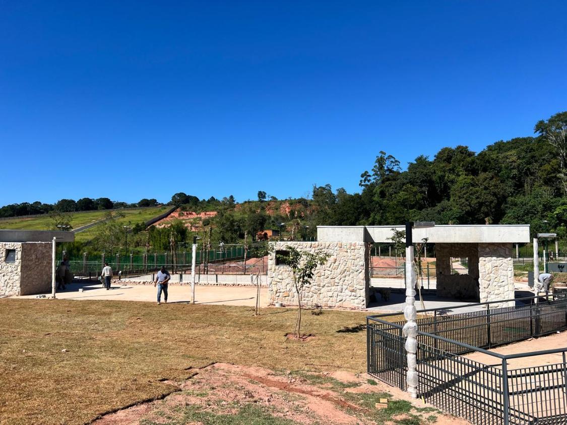 Terreno à venda, 1000m² - Caxambu,Jundiaí