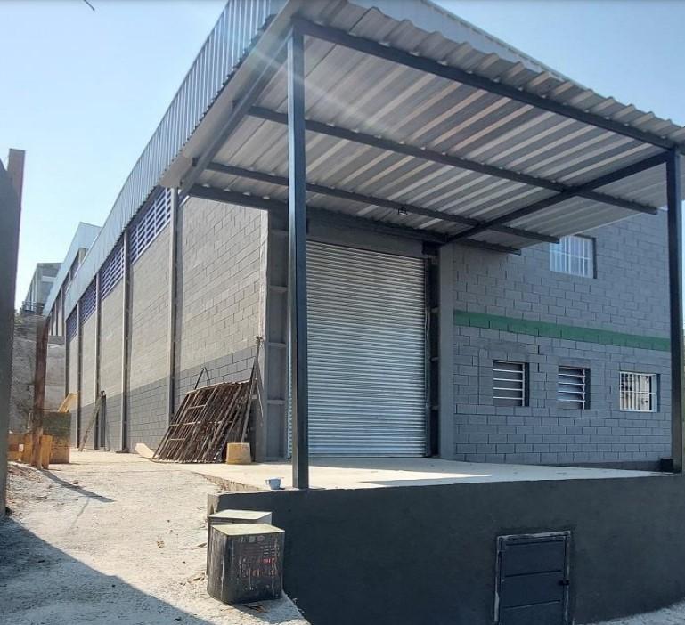Gapão perfeito para atividades industriais e logísticas, com excelente infraestrutura para empresas de pequeno a grande porte. - www.melhoresimoveisonline.com.br