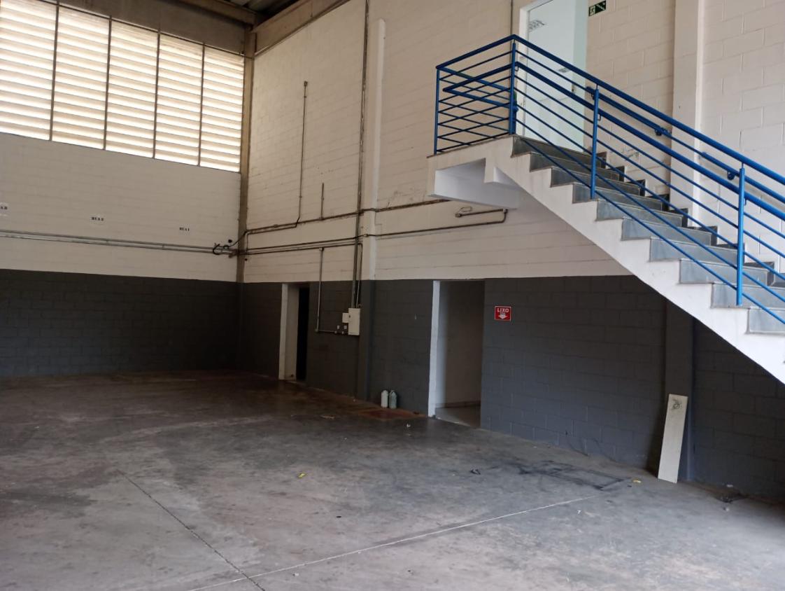 Galpão à venda, 1449m² - Jardim Sílvio,Santana de Parnaíba